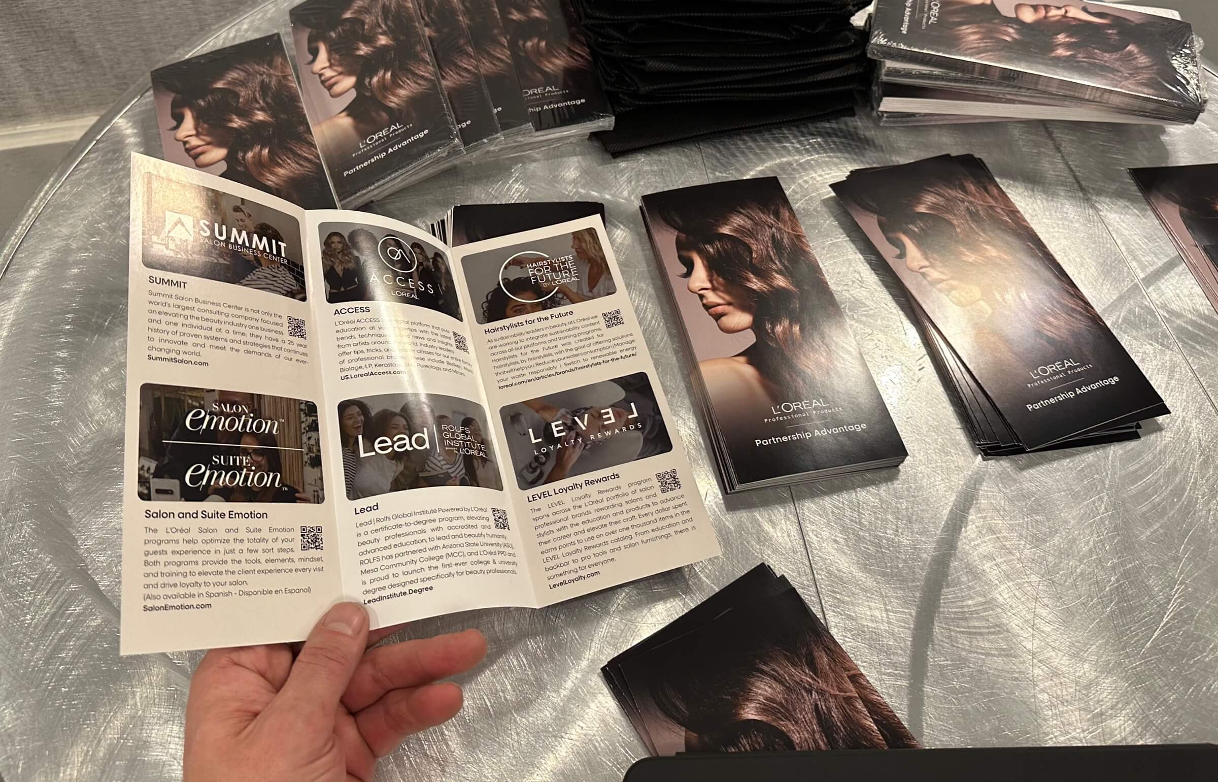 01-LOreal-Gallery@2x